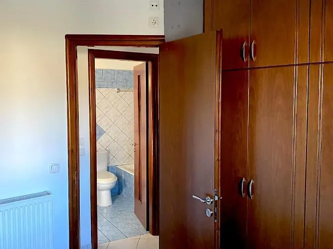 Lithotomia 公寓 Mouzaki